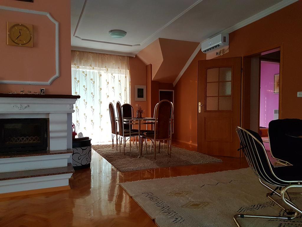 Apartment Cace Kumanovo Bagian luar foto