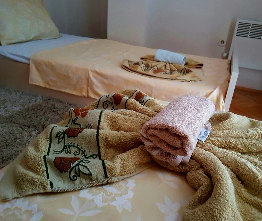 Apartment Cace Kumanovo Bagian luar foto