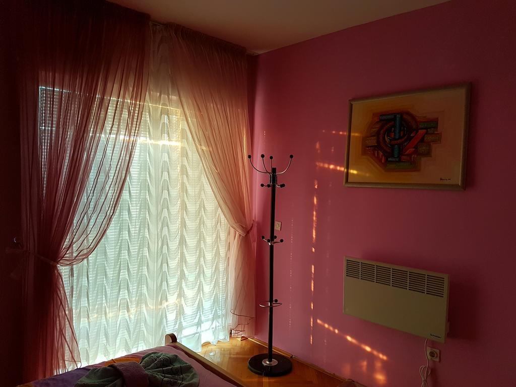 Apartment Cace Kumanovo Bagian luar foto